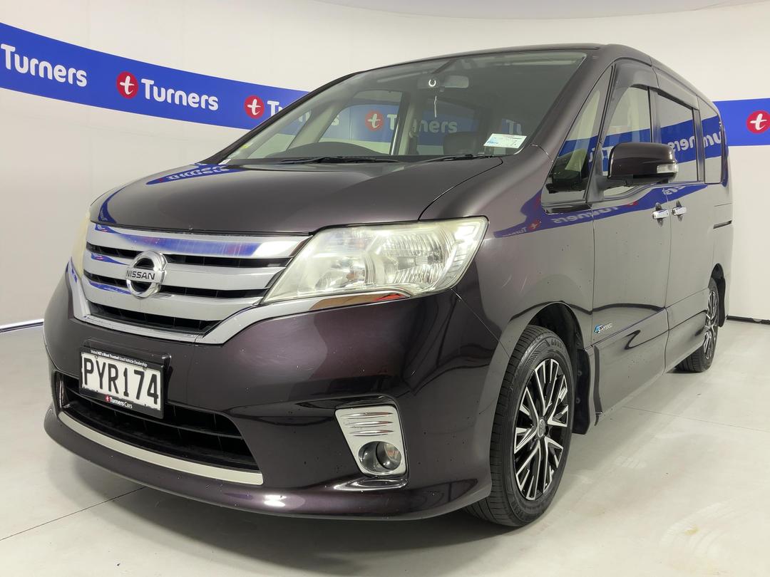 Photo '4' of Nissan Serena