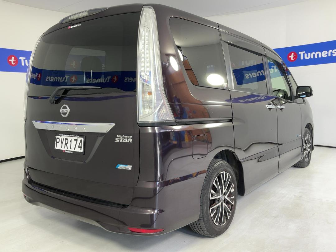 Photo '7' of Nissan Serena