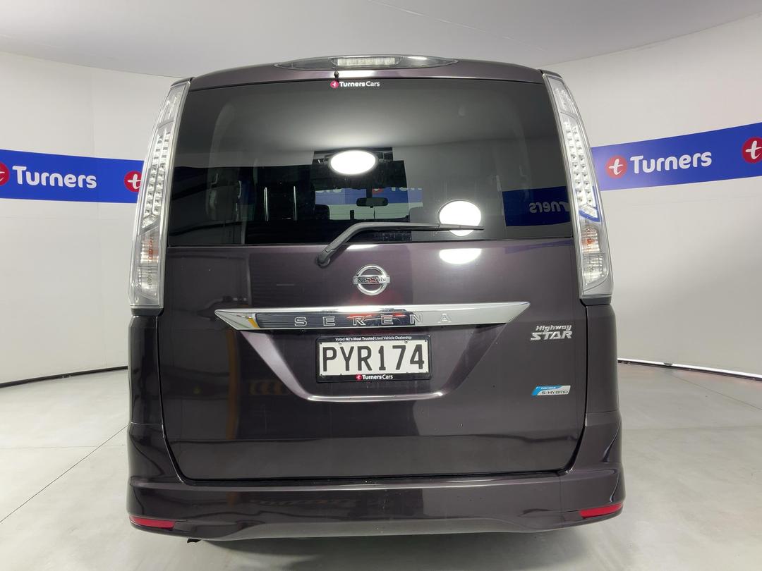 Photo '6' of Nissan Serena