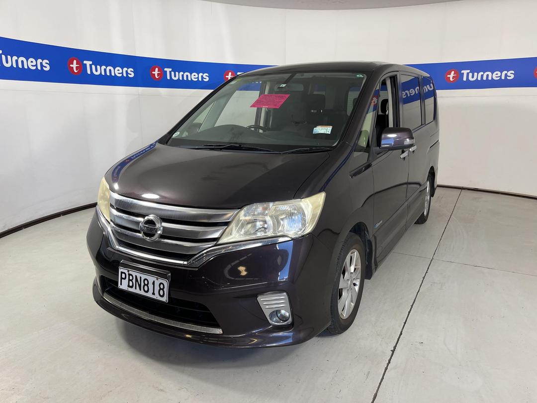 Photo '3' of Nissan Serena