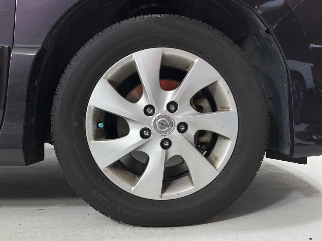 Photo '7' of Nissan Serena