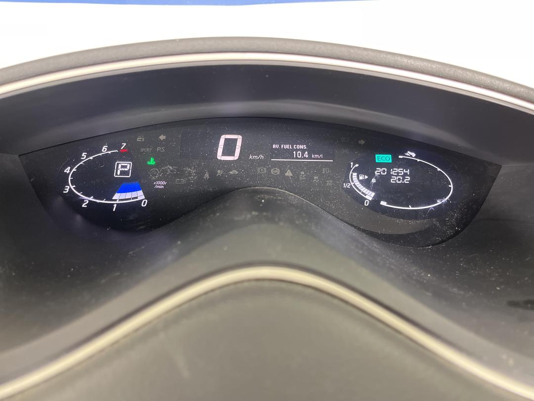 Photo '18' of Nissan Serena