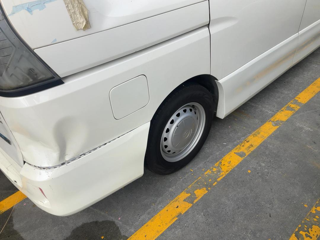 Photo '12' of Nissan Serena Hybrid