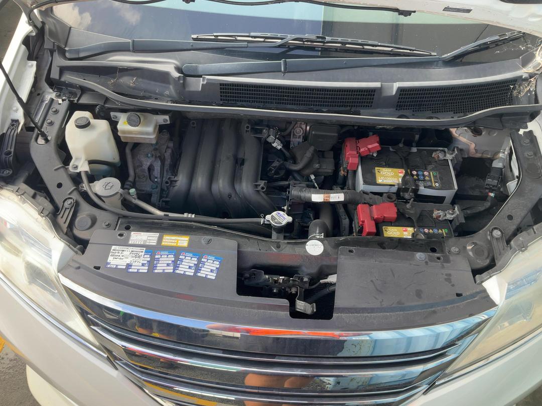 Photo '16' of Nissan Serena Hybrid