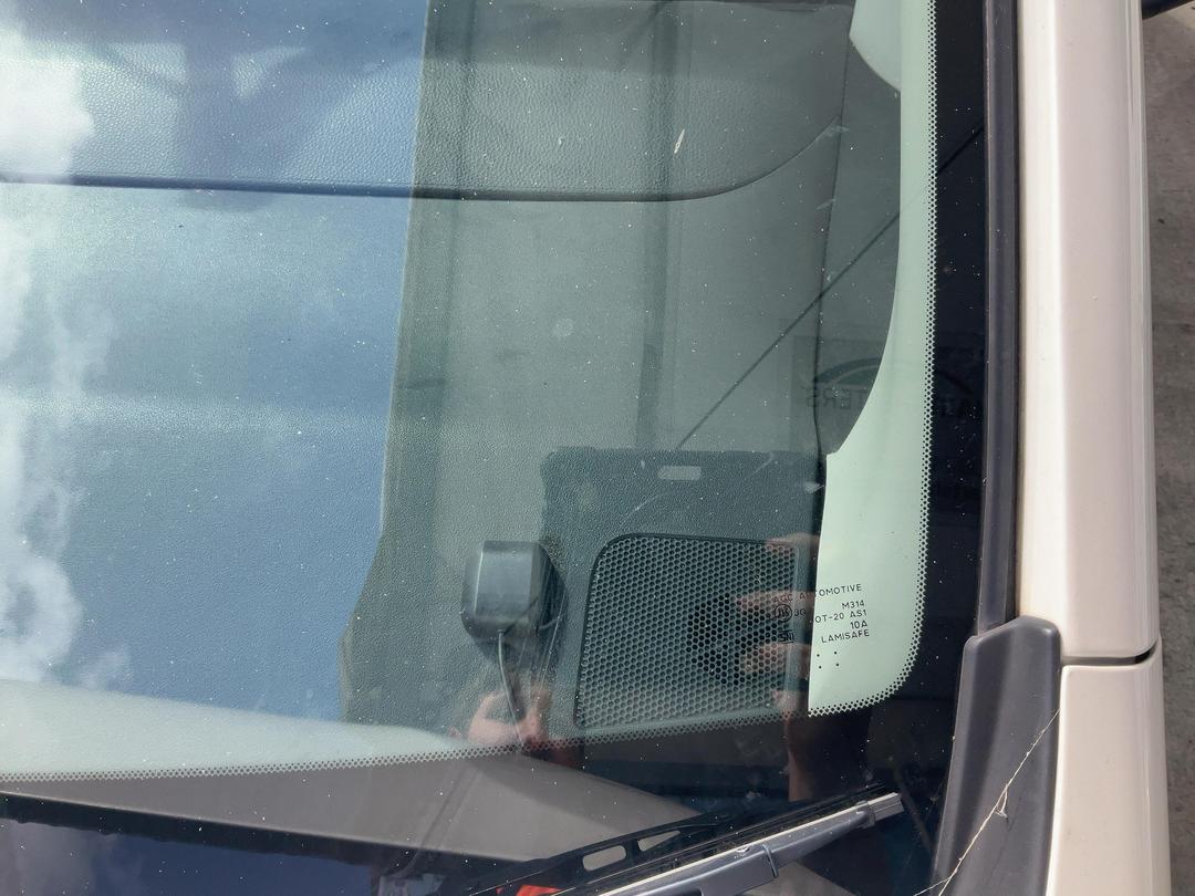 Photo '25' of Nissan Serena Hybrid