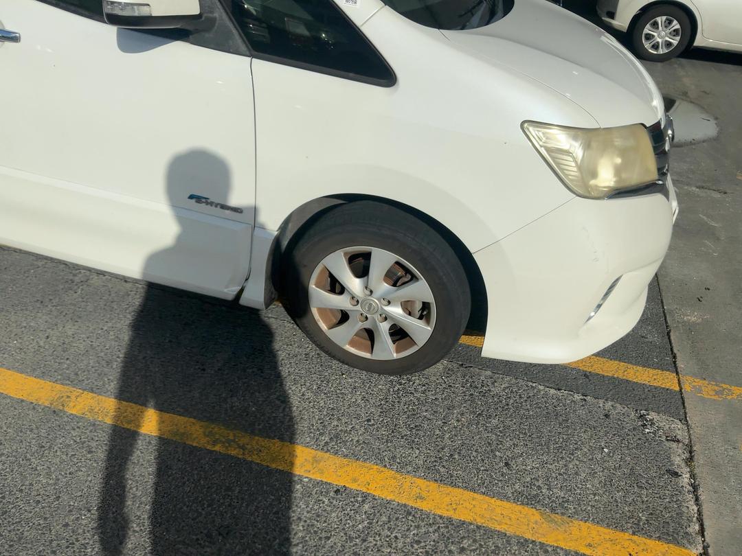 Photo '5' of Nissan Serena