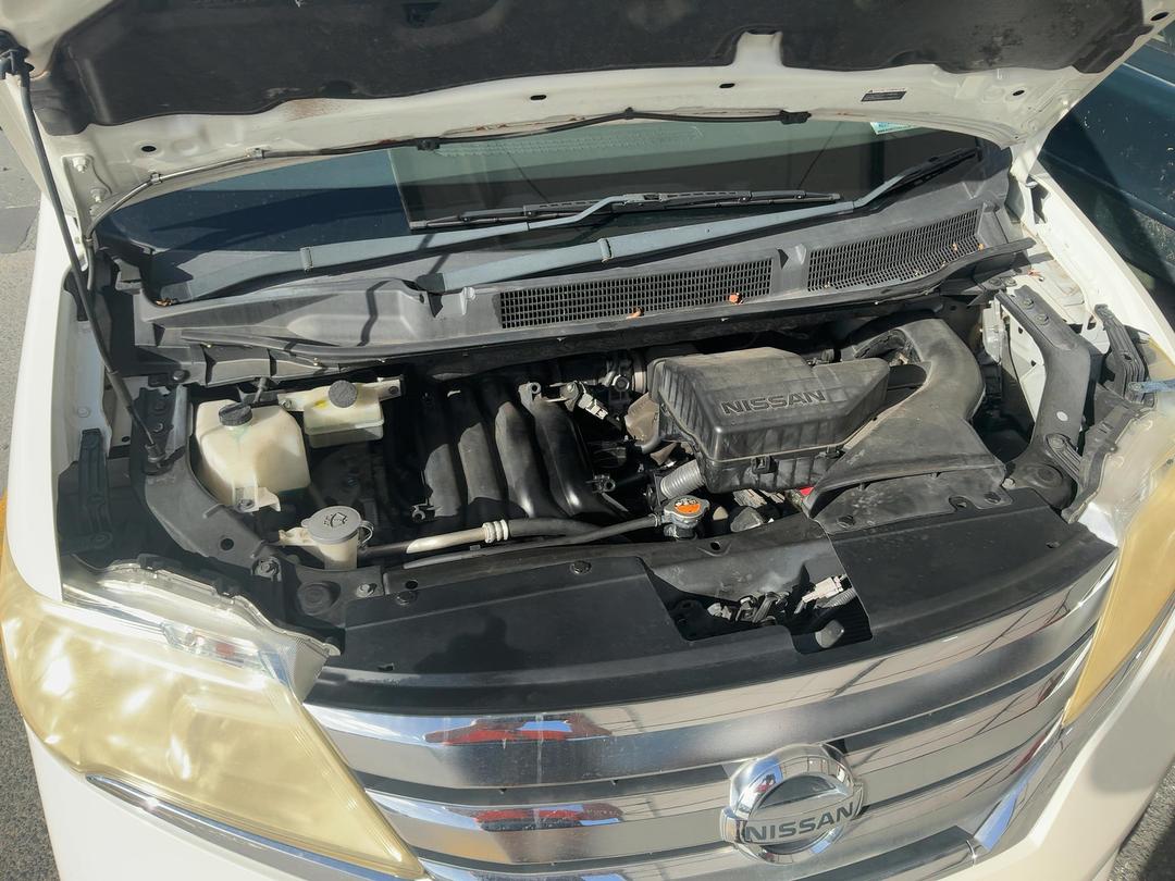 Photo '15' of Nissan Serena