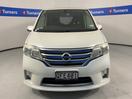Thumbnail '2' of Nissan Serena