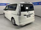 Thumbnail '4' of Nissan Serena
