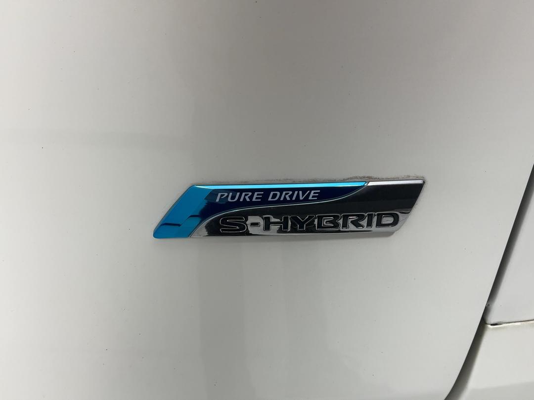 Photo '26' of Nissan Serena Photo '26' of Nissan Serena