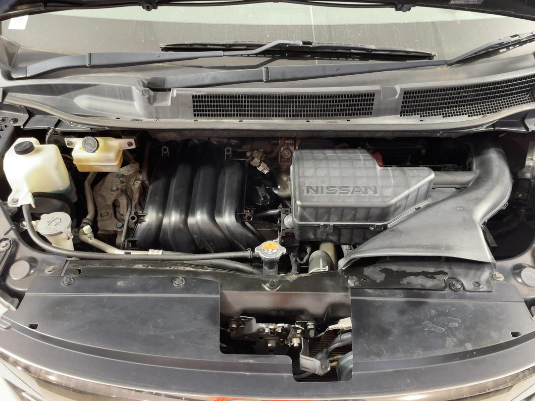 Photo '13' of Nissan Serena
