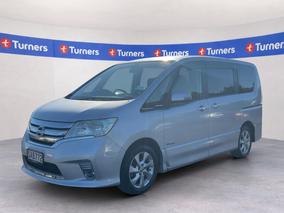 Photo '4' of Nissan Serena