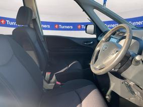 Photo '16' of Nissan Serena