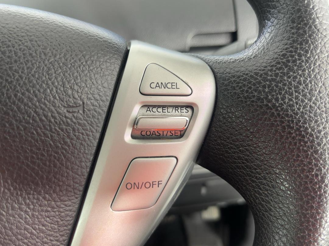 Photo '23' of Nissan Serena
