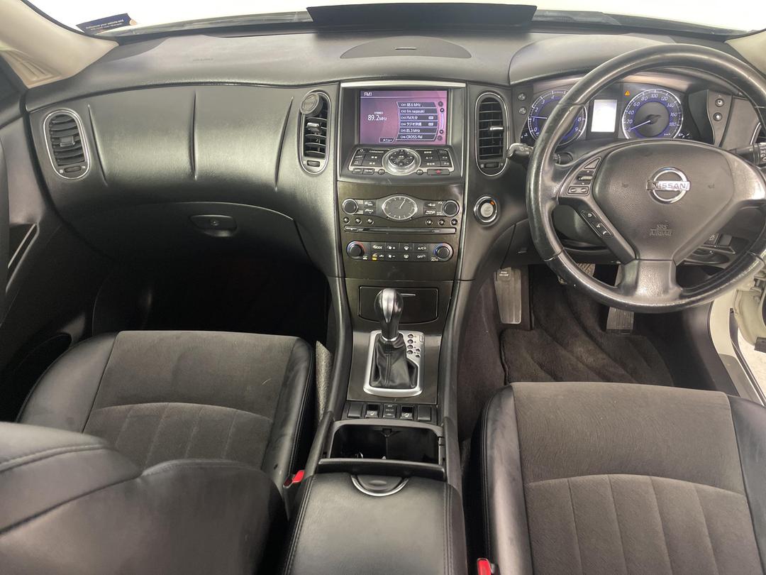 Photo '17' of Nissan Skyline