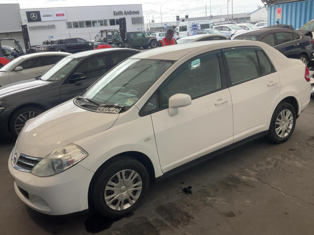 Photo '5' of Nissan Tiida Latio Photo '5' of Nissan Tiida Latio