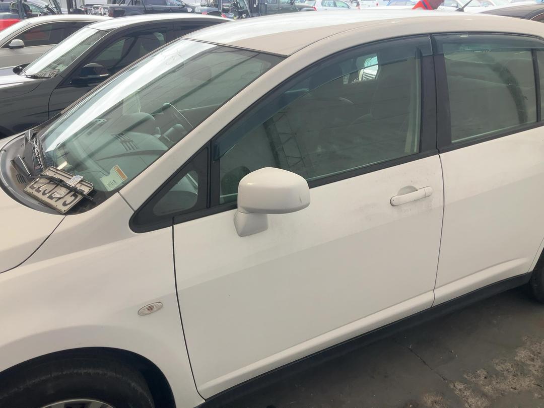 Photo '7' of Nissan Tiida Latio Photo '7' of Nissan Tiida Latio