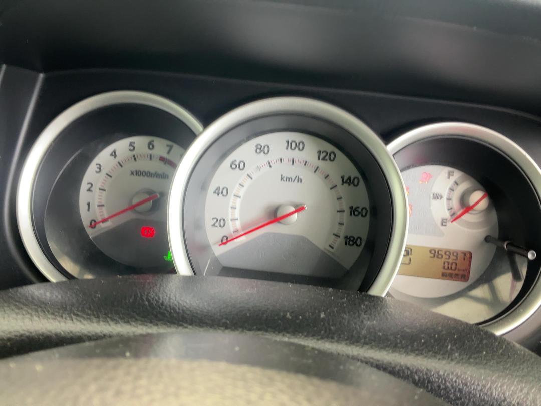 Photo '16' of Nissan Tiida Latio Photo '16' of Nissan Tiida Latio