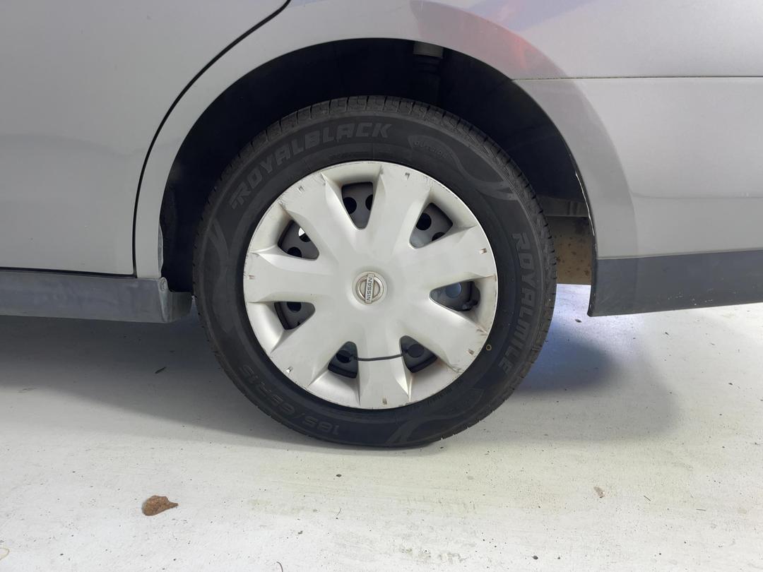 Photo '11' of Nissan Wingroad
