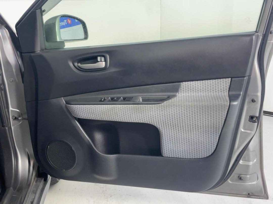 Photo '15' of Nissan Wingroad