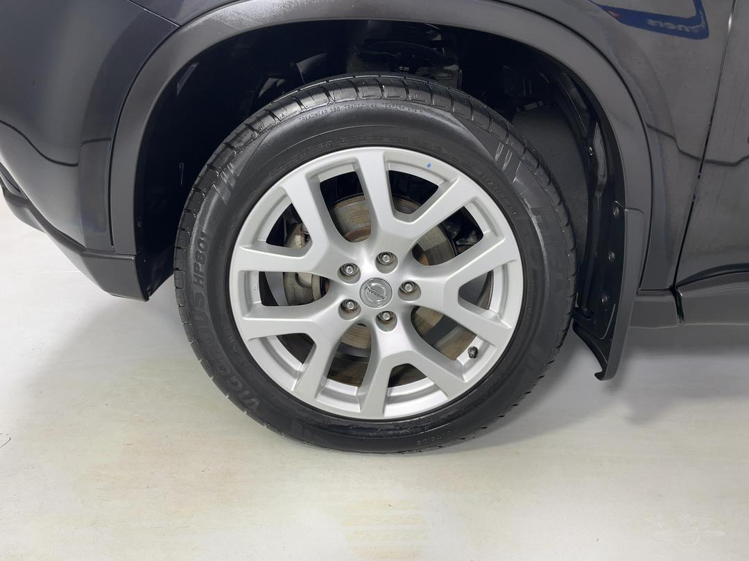Photo '10' of Nissan X-Trail