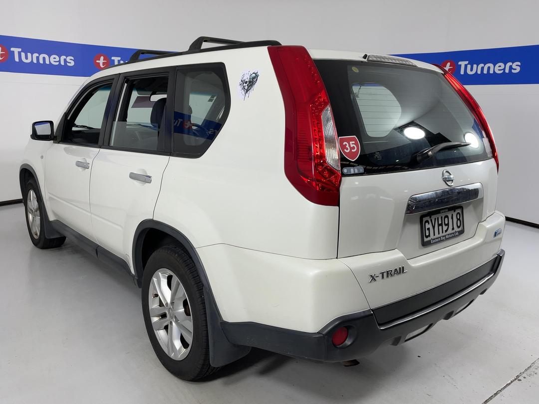 Photo '10' of Nissan X-Trail Photo '10' of Nissan X-Trail