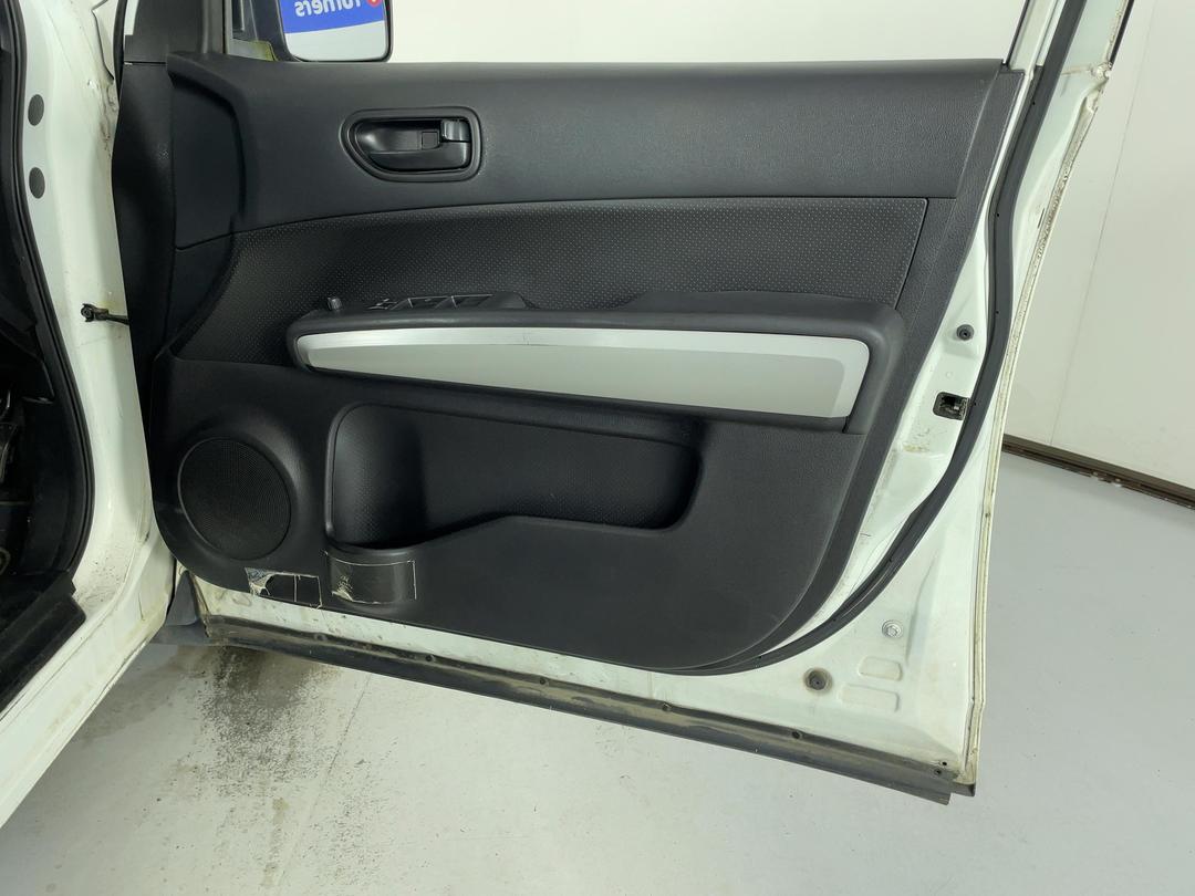 Photo '13' of Nissan X-Trail Photo '13' of Nissan X-Trail