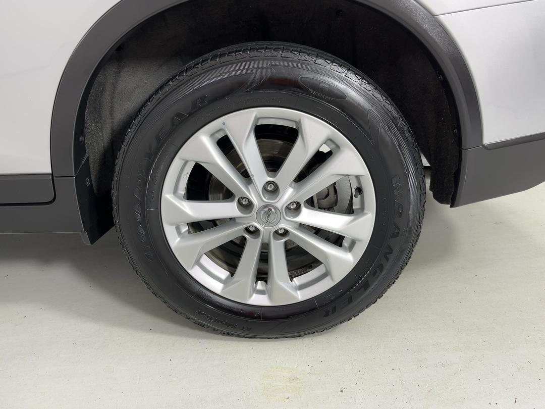 Photo '11' of Nissan X-Trail