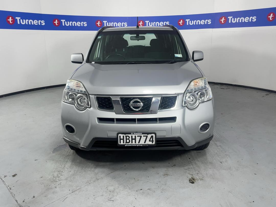 Photo '2' of Nissan X-Trail