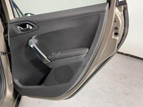Photo '19' of Peugeot 2008