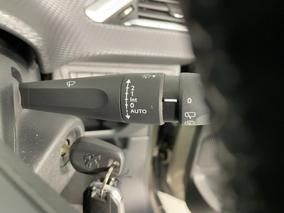 Photo '30' of Peugeot 2008