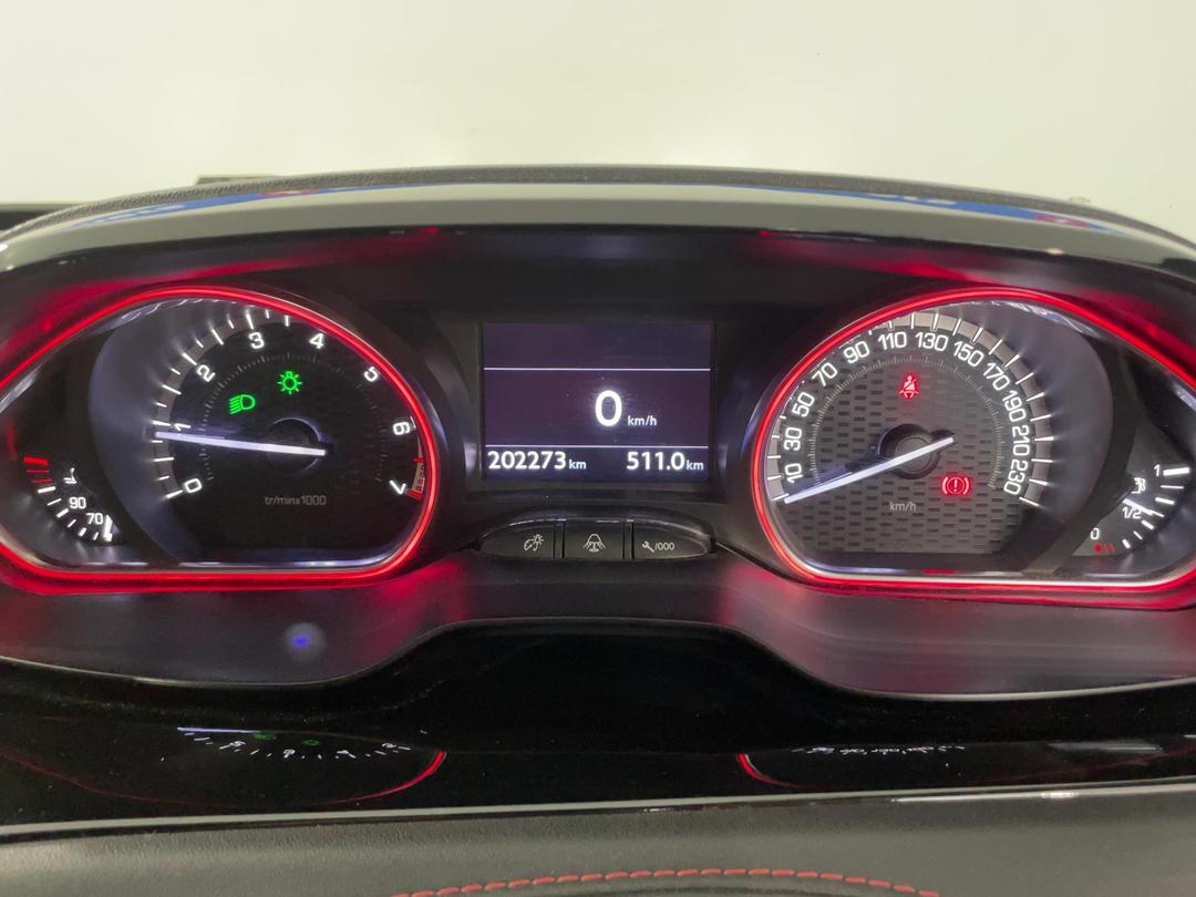 Photo '20' of Peugeot 208
