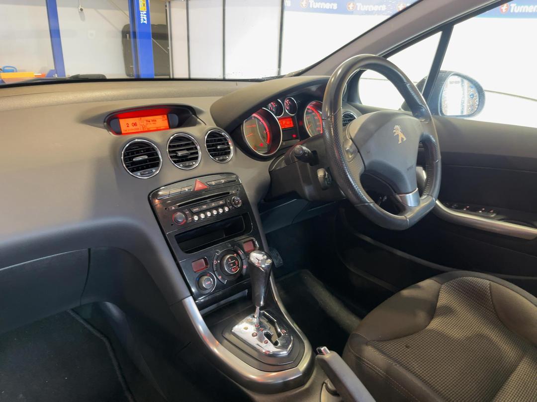 Photo '18' of Peugeot 308 Active