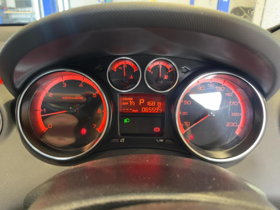 Photo '21' of Peugeot 308 Active