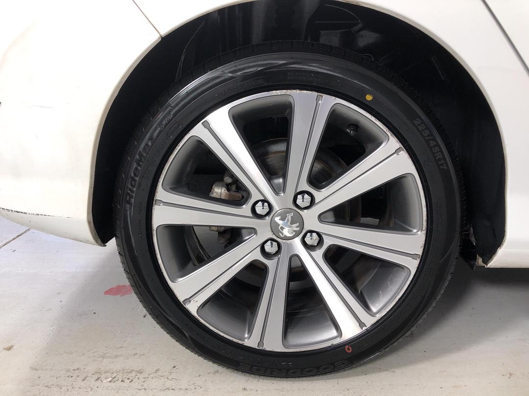 Photo '12' of Peugeot 308