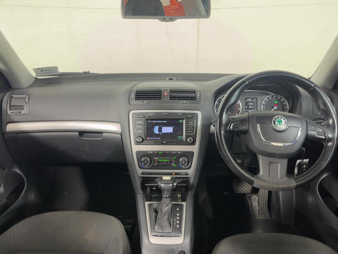 Photo '15' of Skoda Octavia TSI 118 Combi Photo '15' of Skoda Octavia TSI 118 Combi