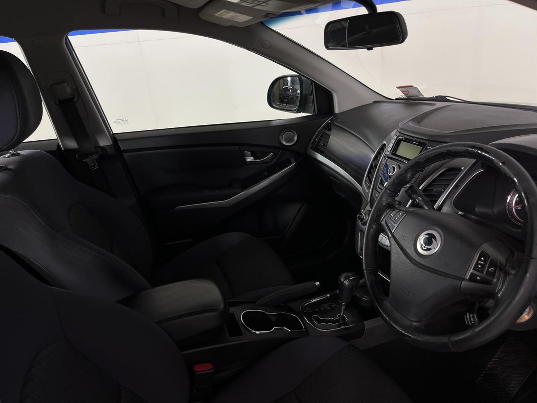 Photo '16' of Ssangyong Korando