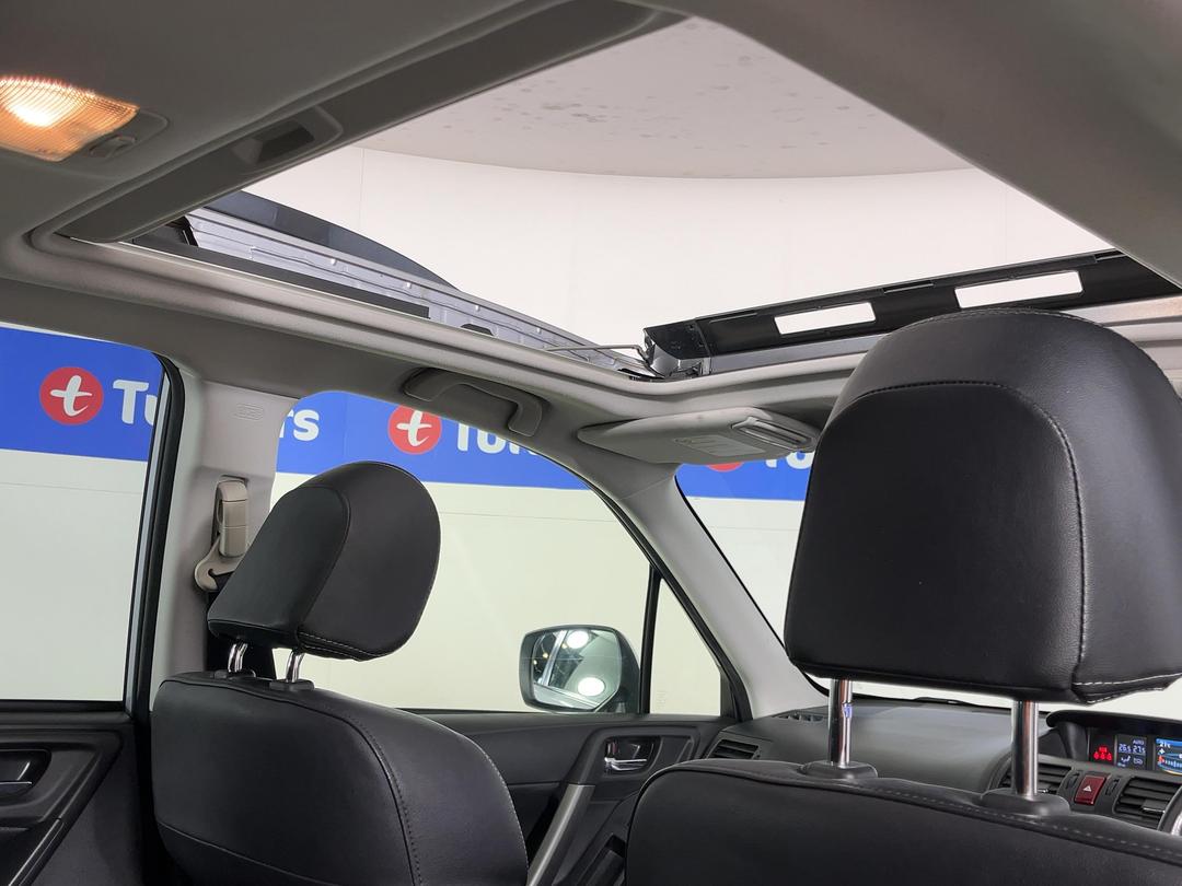Photo '30' of Subaru Forester