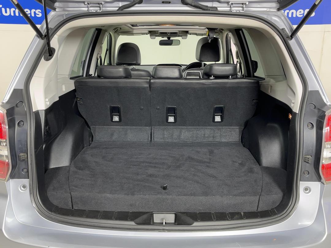 Photo '14' of Subaru Forester