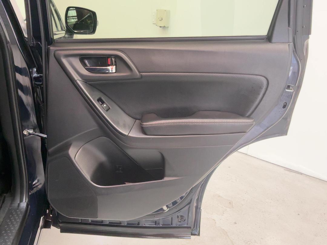 Photo '19' of Subaru Forester