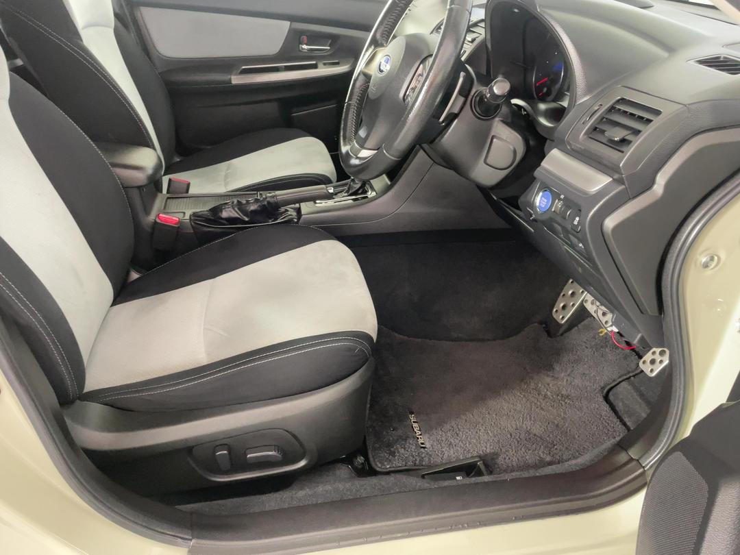 Photo '16' of Subaru Impreza