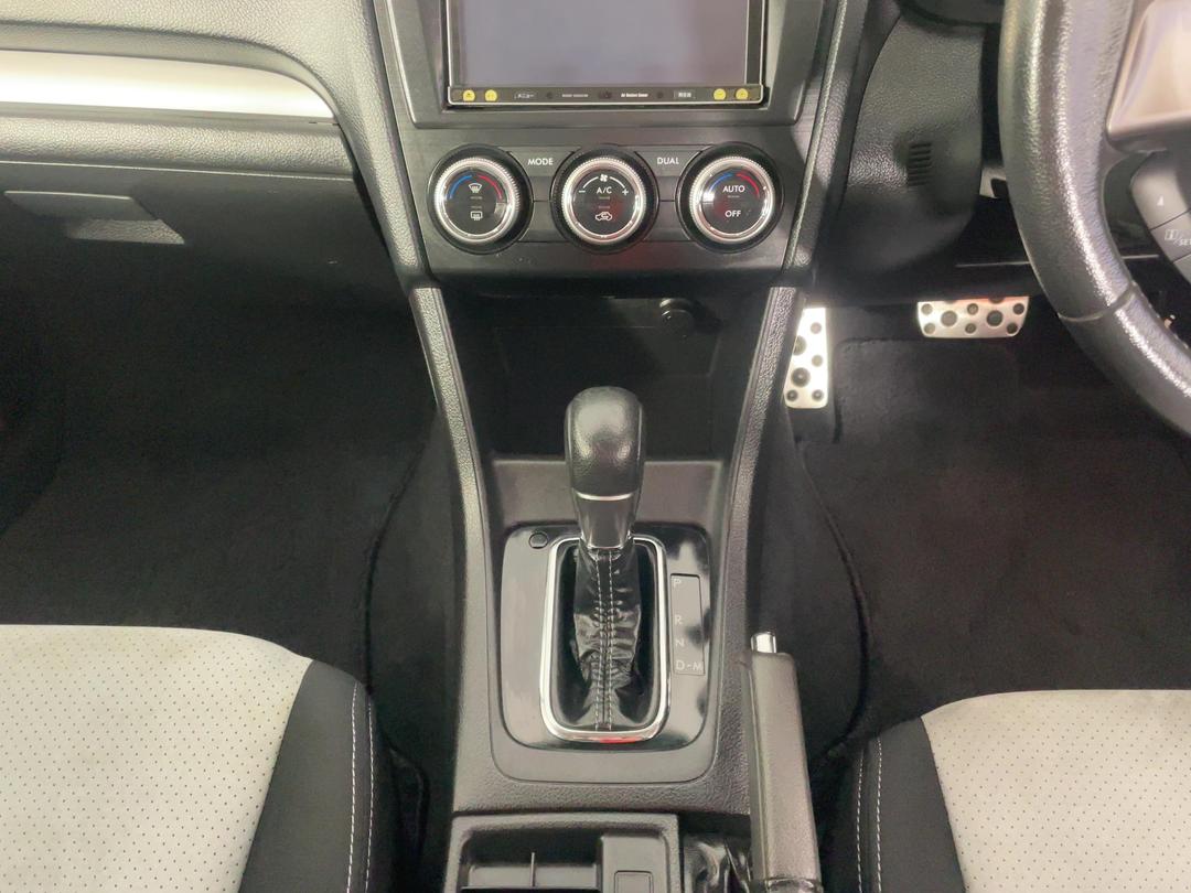 Photo '18' of Subaru Impreza