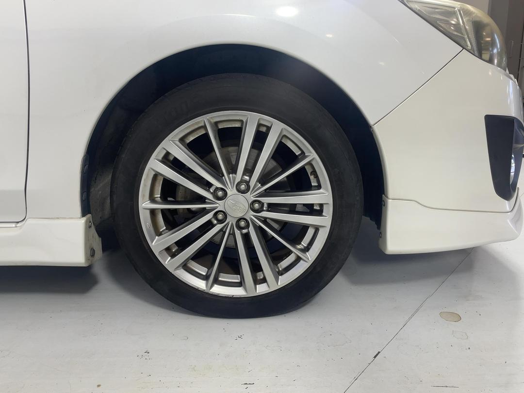 Photo '9' of Subaru Impreza