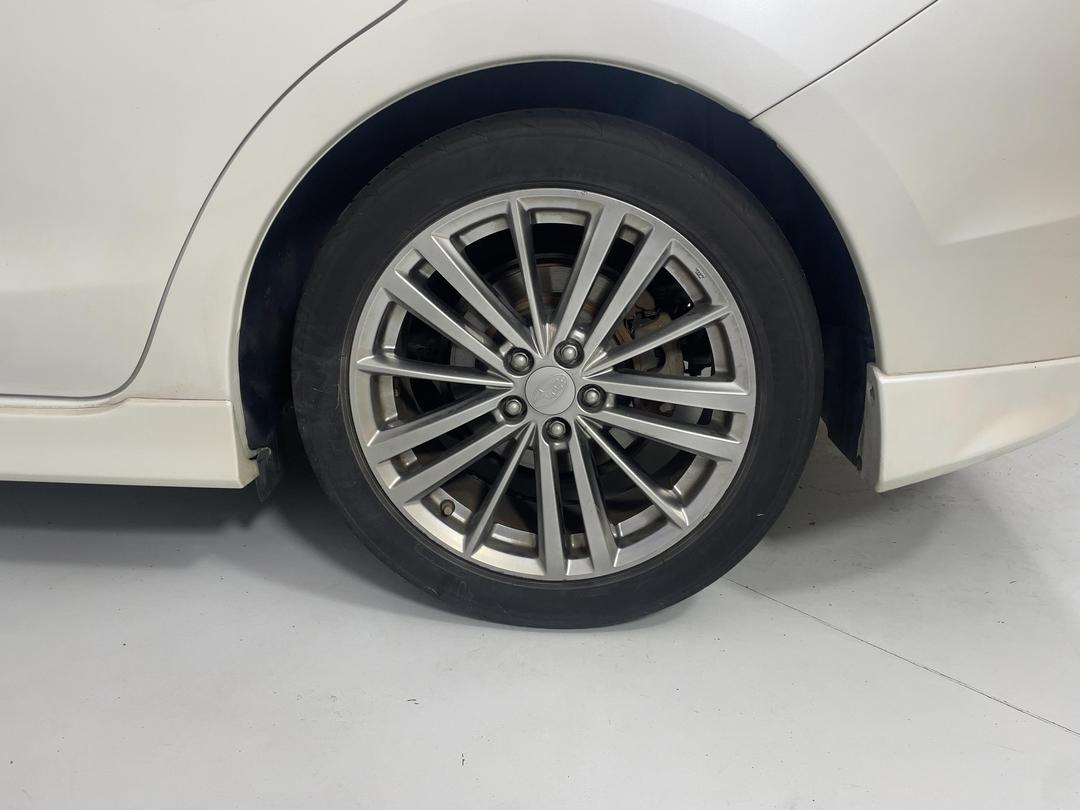 Photo '11' of Subaru Impreza