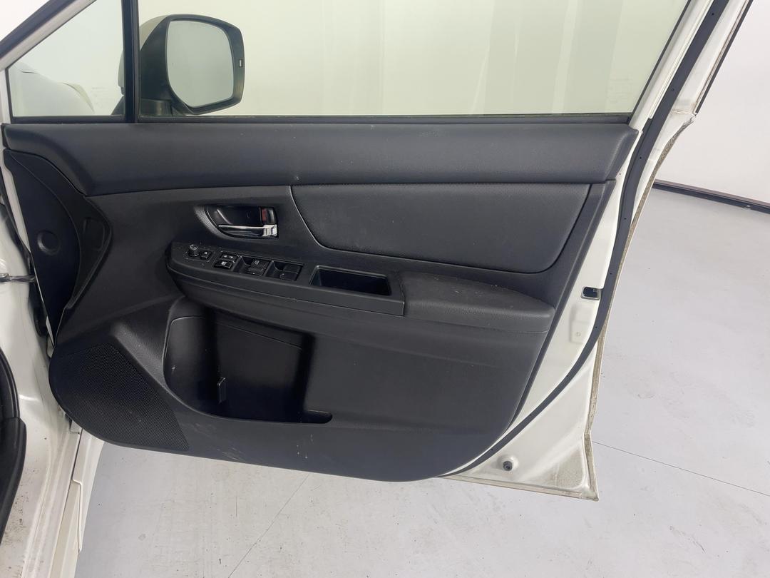 Photo '15' of Subaru Impreza