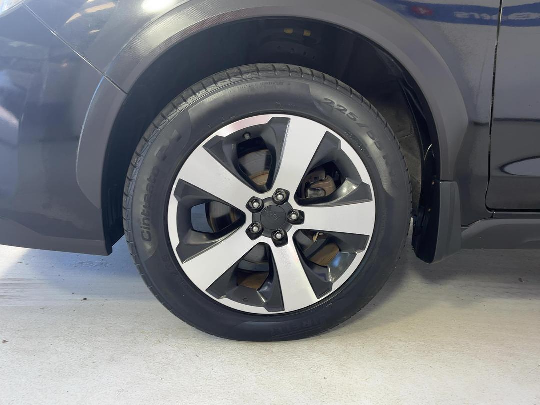 Photo '10' of Subaru Impreza