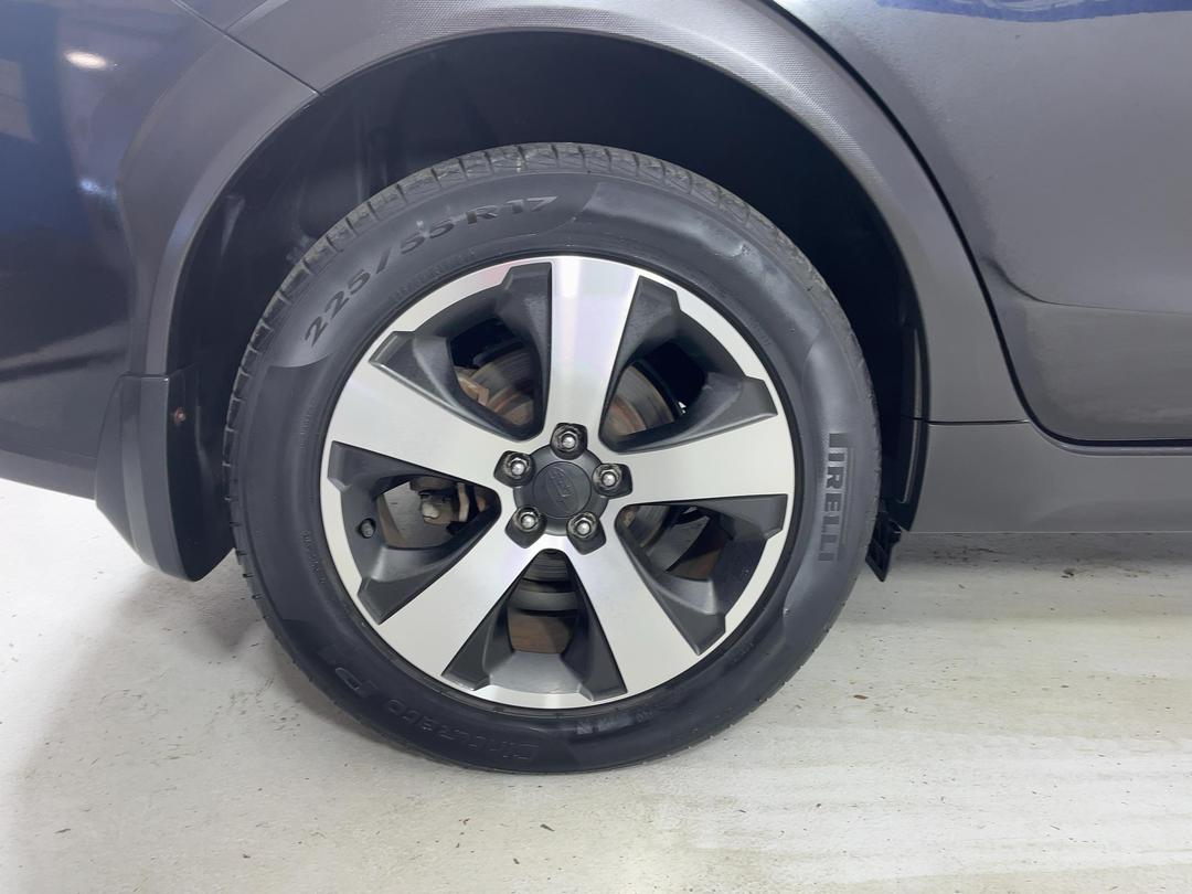 Photo '12' of Subaru Impreza
