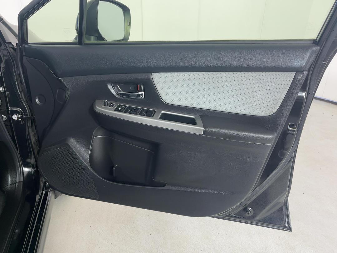 Photo '15' of Subaru Impreza
