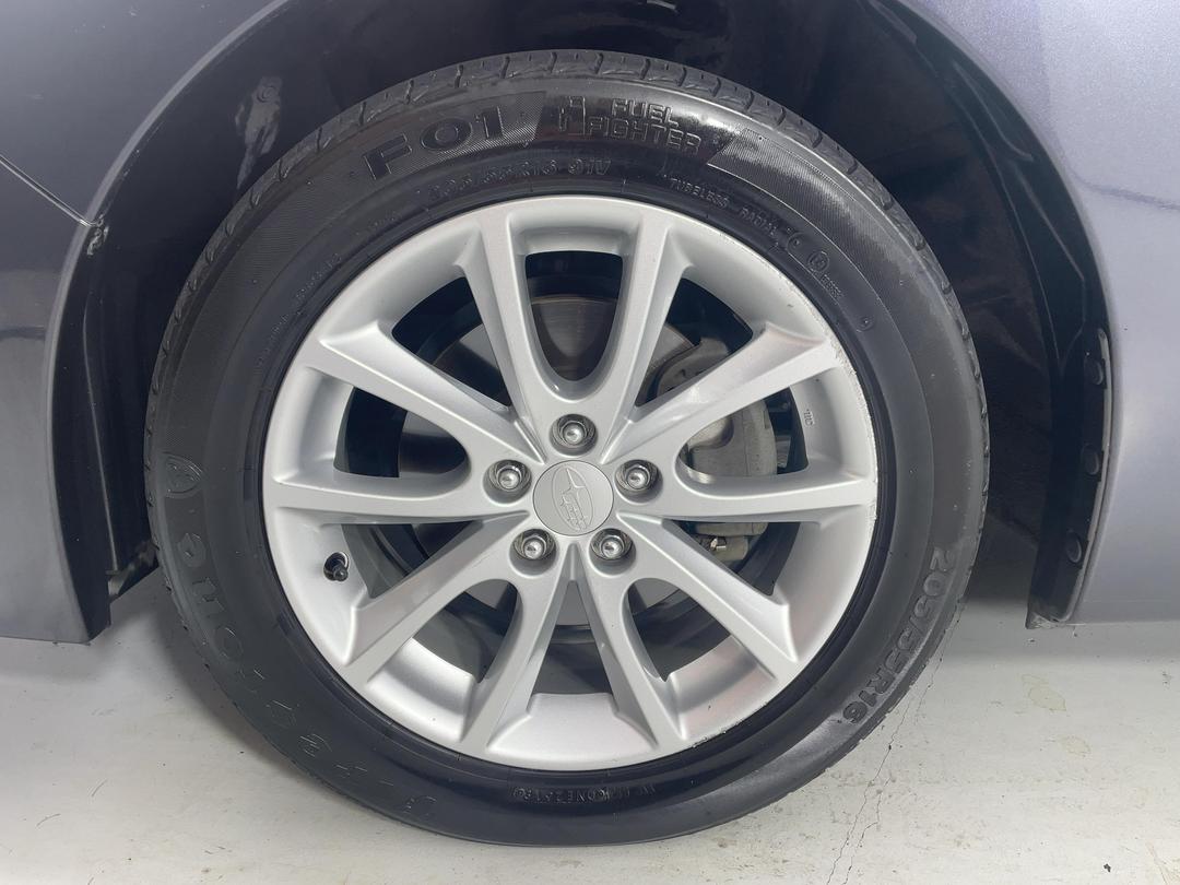 Photo '10' of Subaru Impreza