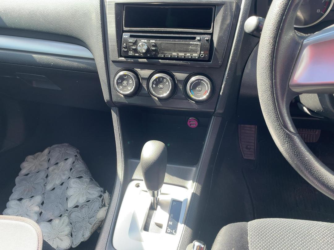 Photo '16' of Subaru Impreza Photo '16' of Subaru Impreza